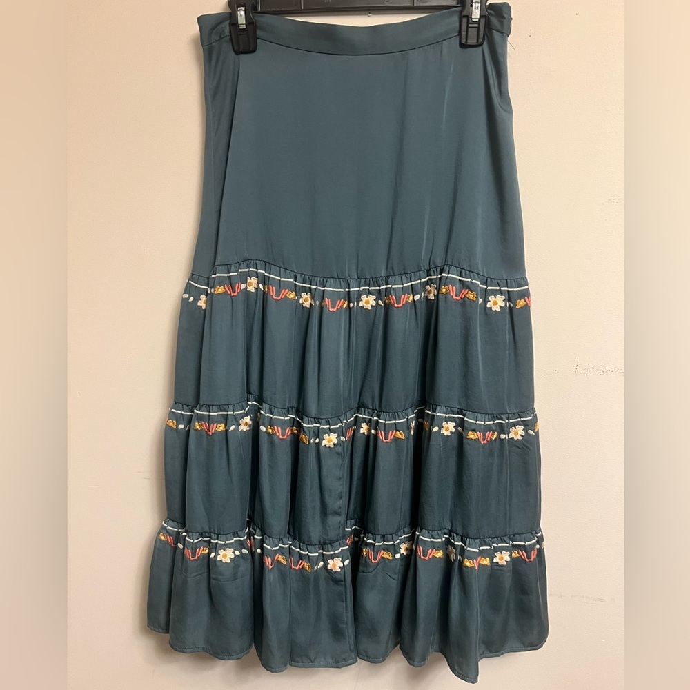 Anthropologie Dolan Blue/Steel Grey Midi Skirt with Floral Embroidery Size M